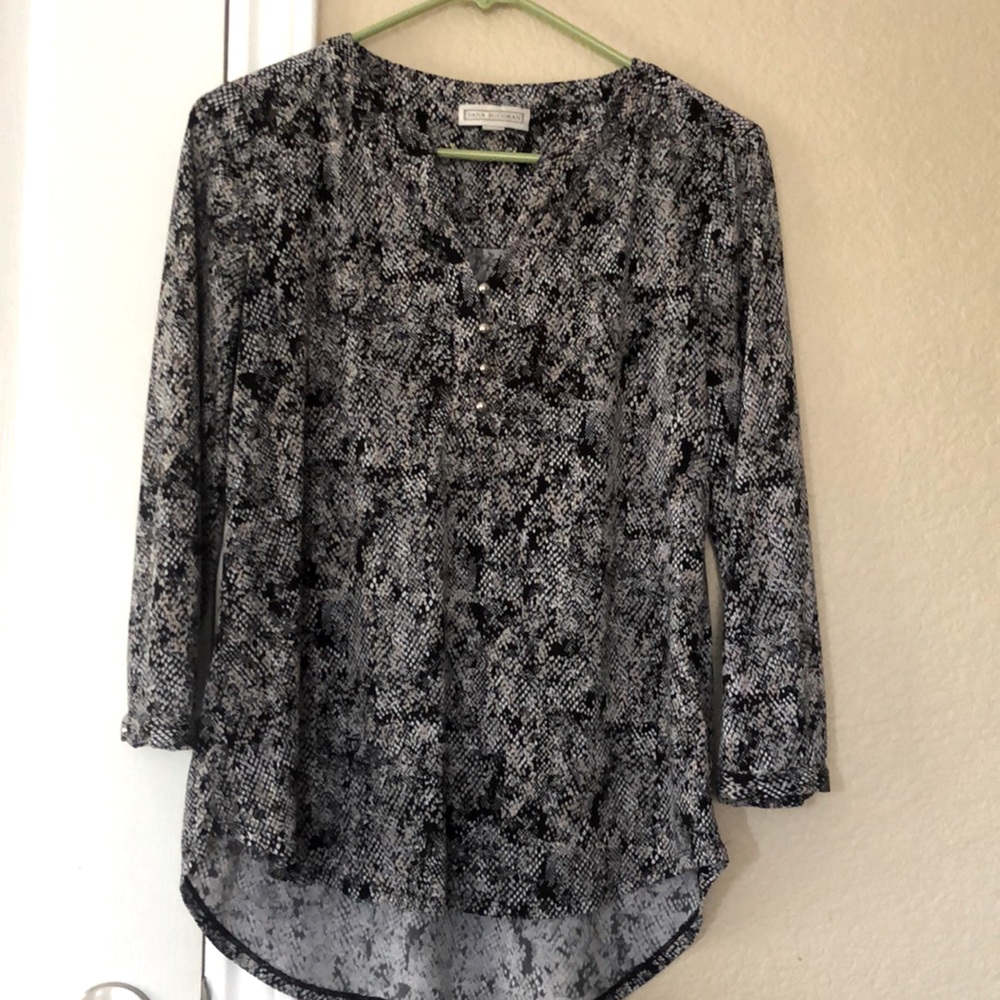 3/4 sleeve patterned top